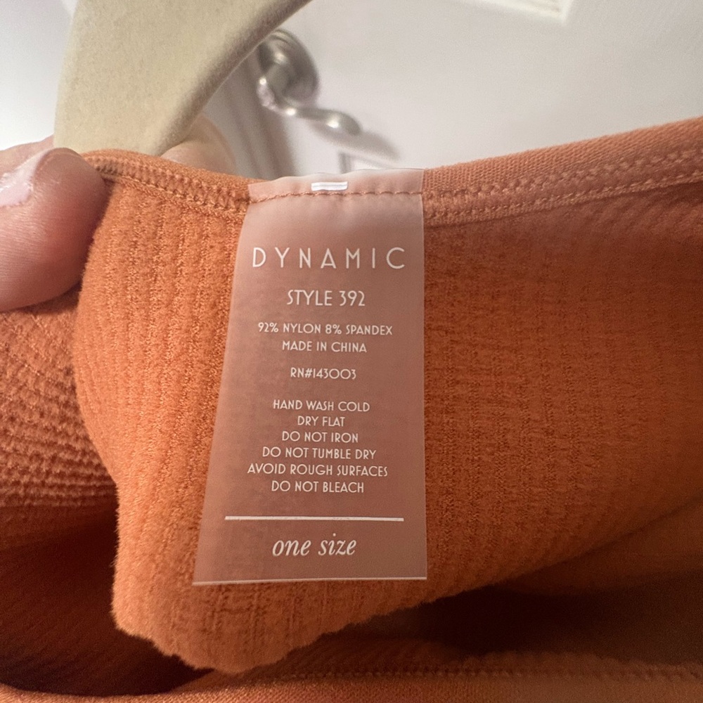 Terracotta Ribbed Crop Top - Picture 3 of 3